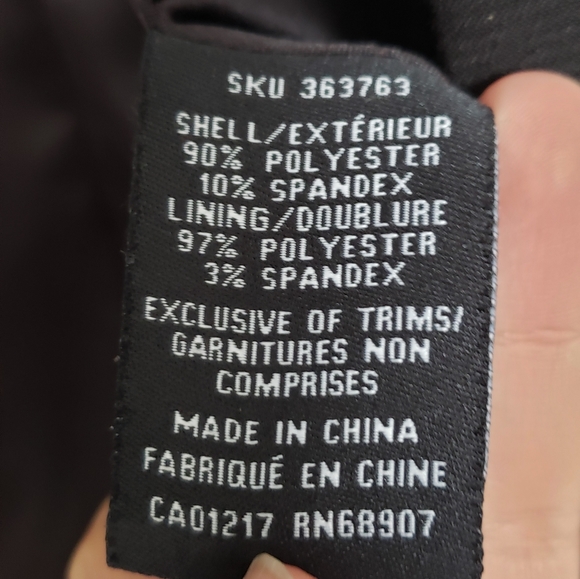 Le Chateau Women's Blazer - Picture 3 of 3